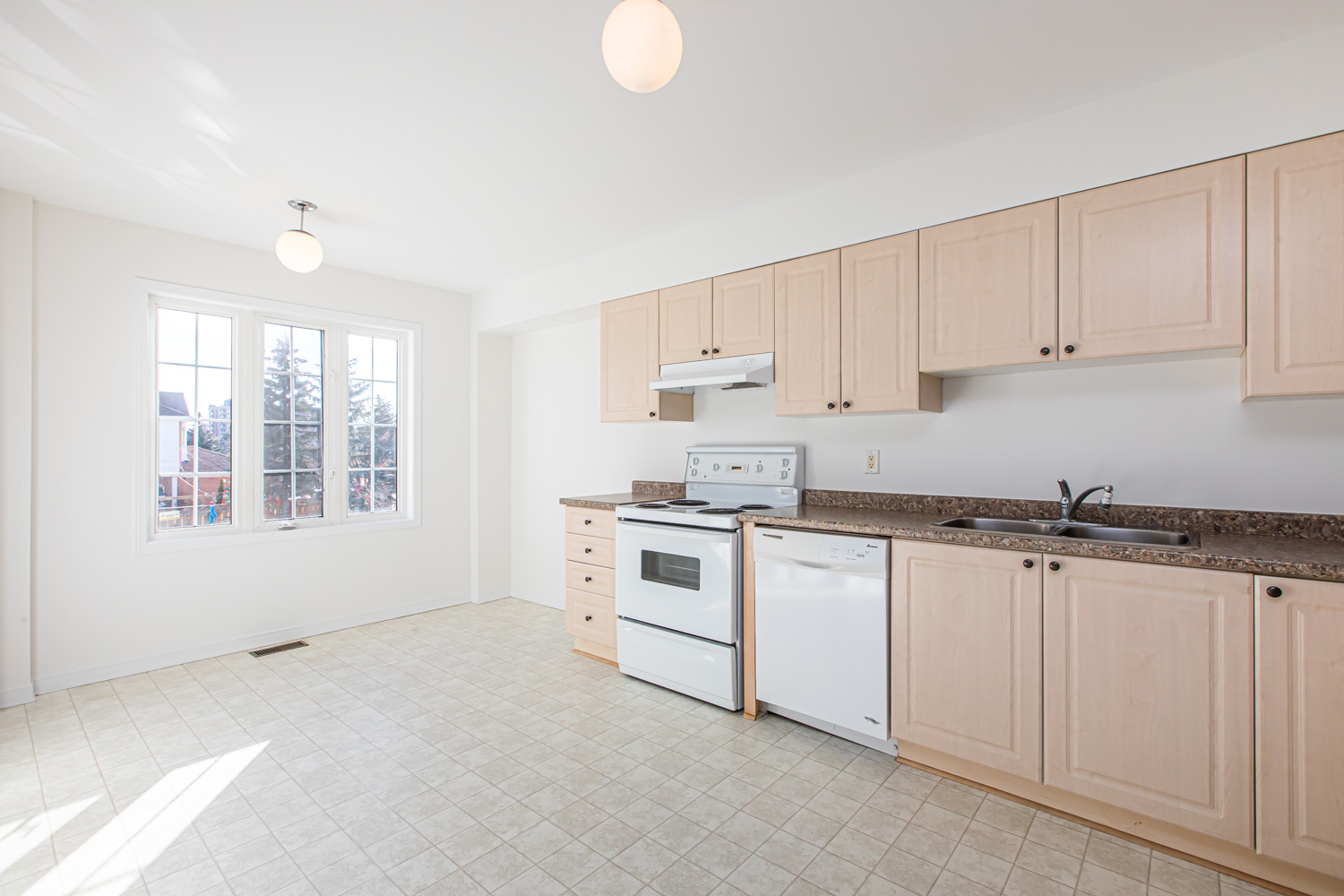 107 Fordham Pvt 3