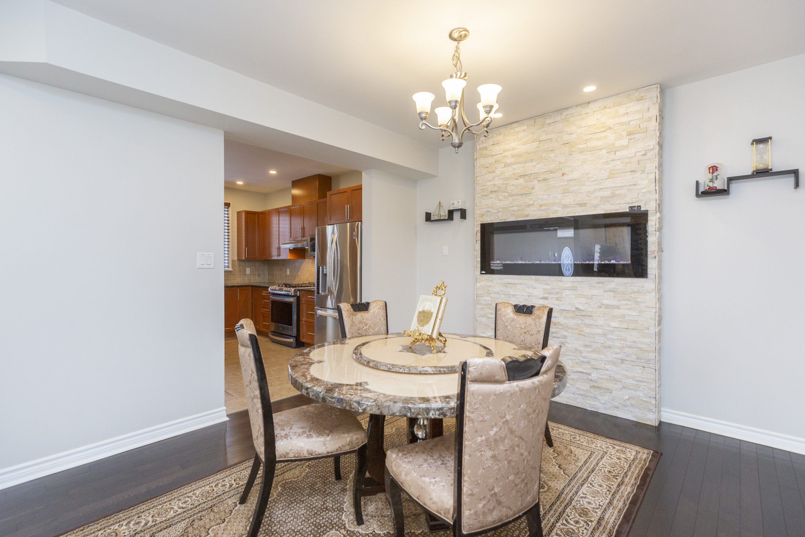 59 Emerald Pond Pvt 14