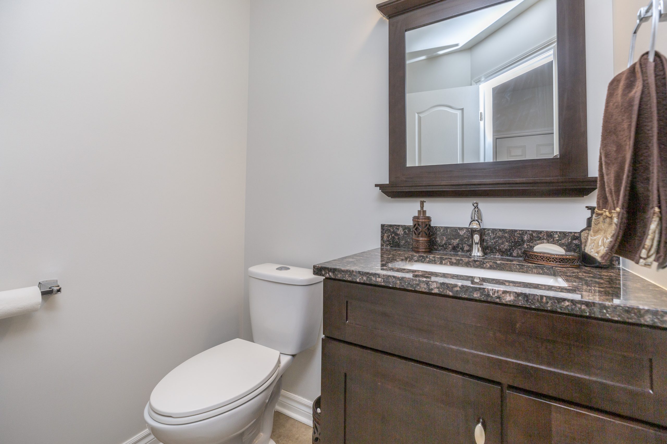 59 Emerald Pond Pvt 18