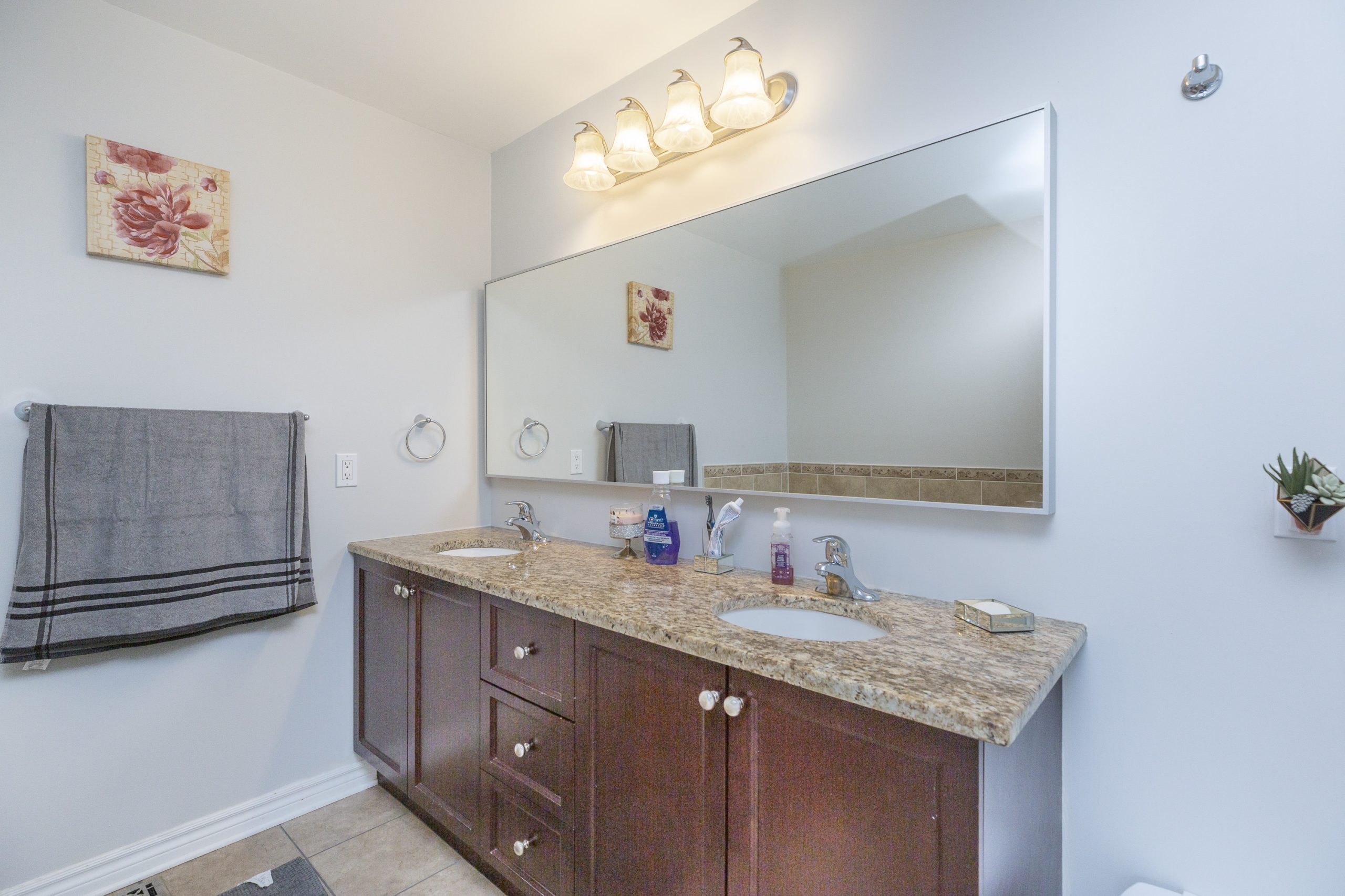 59 Emerald Pond Pvt 25