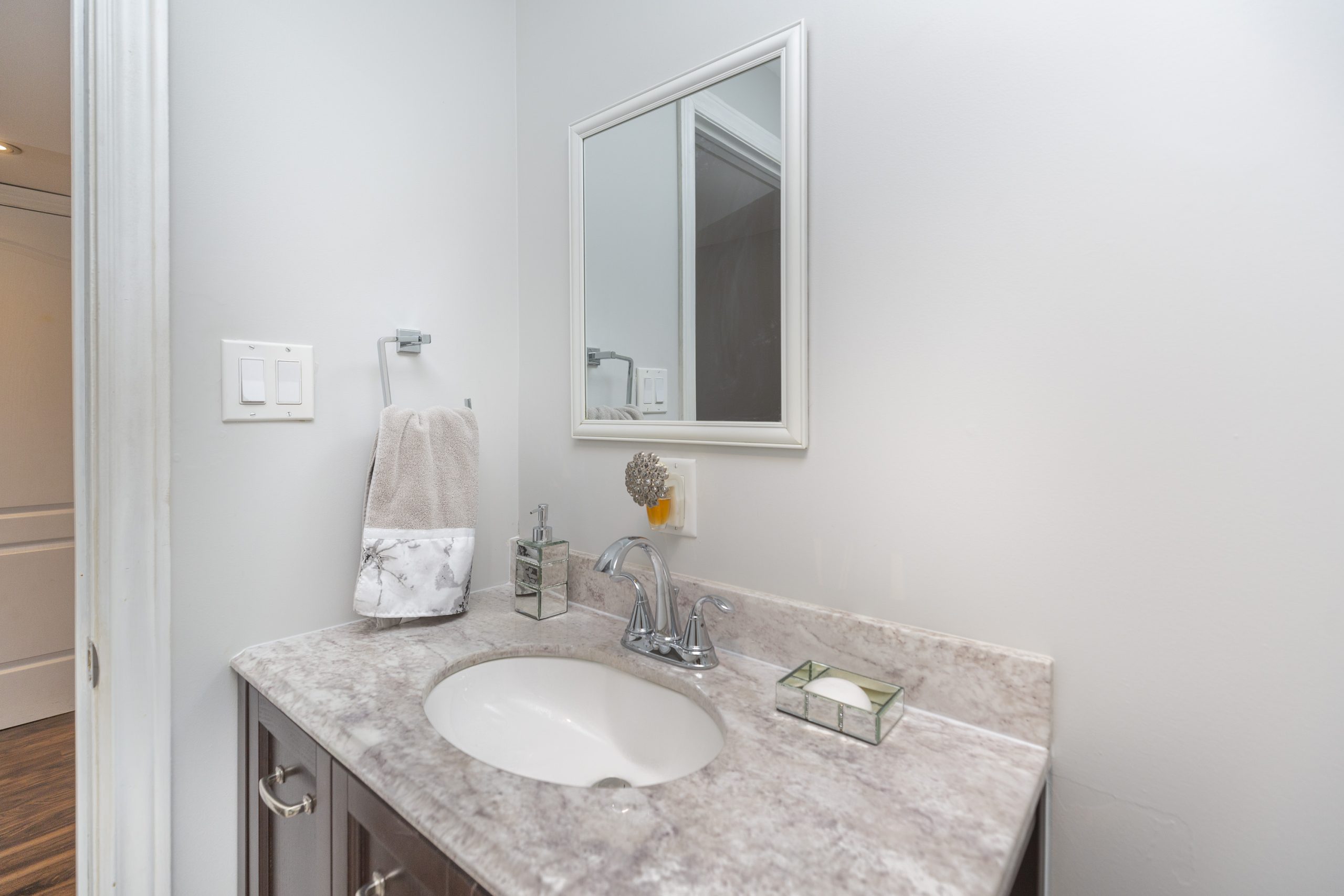 59 Emerald Pond Pvt 32
