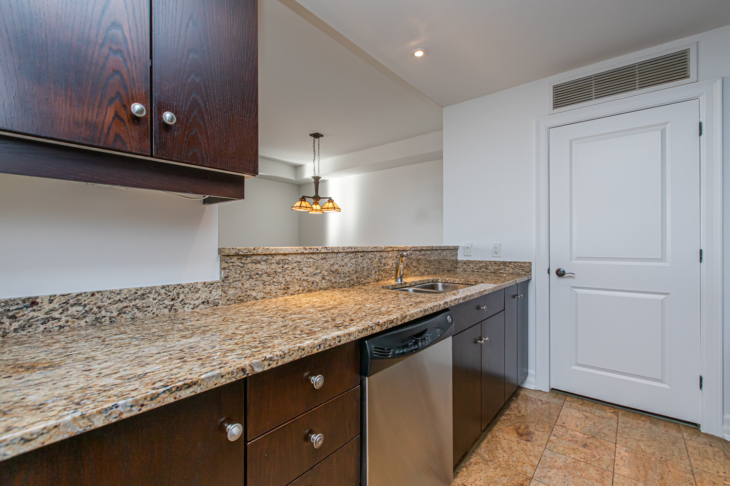 320 McLeod Street Unit 504 8