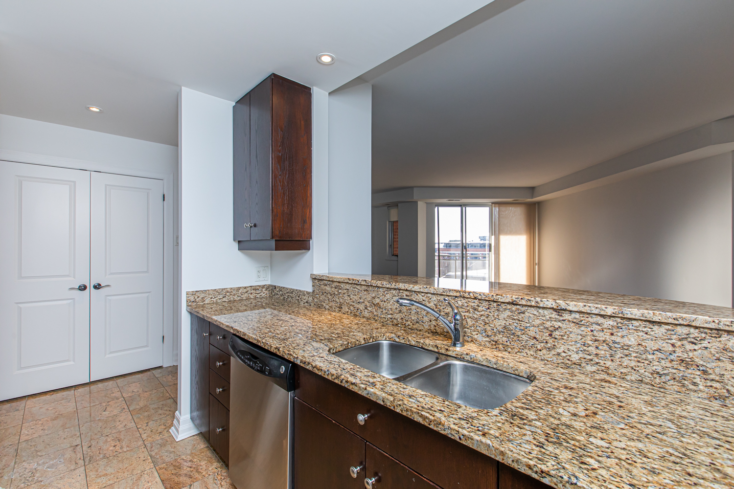320 McLeod Street Unit 504 9