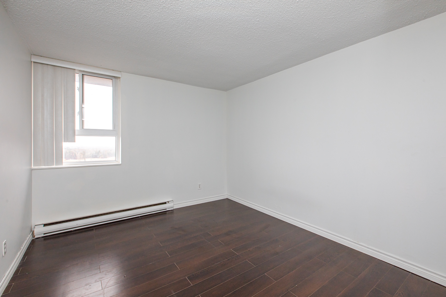 2000 Jasmine Cres #1502 10