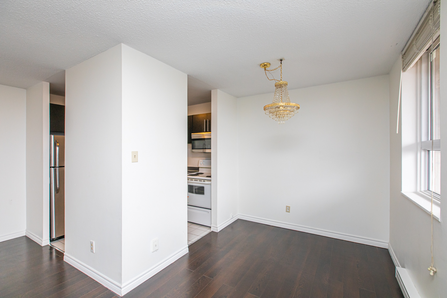 2000 Jasmine Cres #1502 5