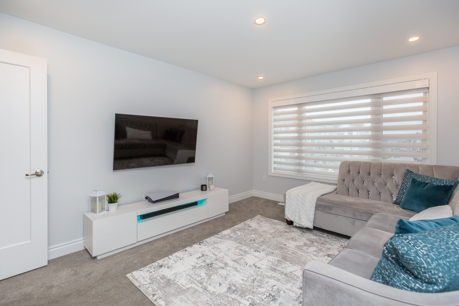 1019 Apolune Street 21