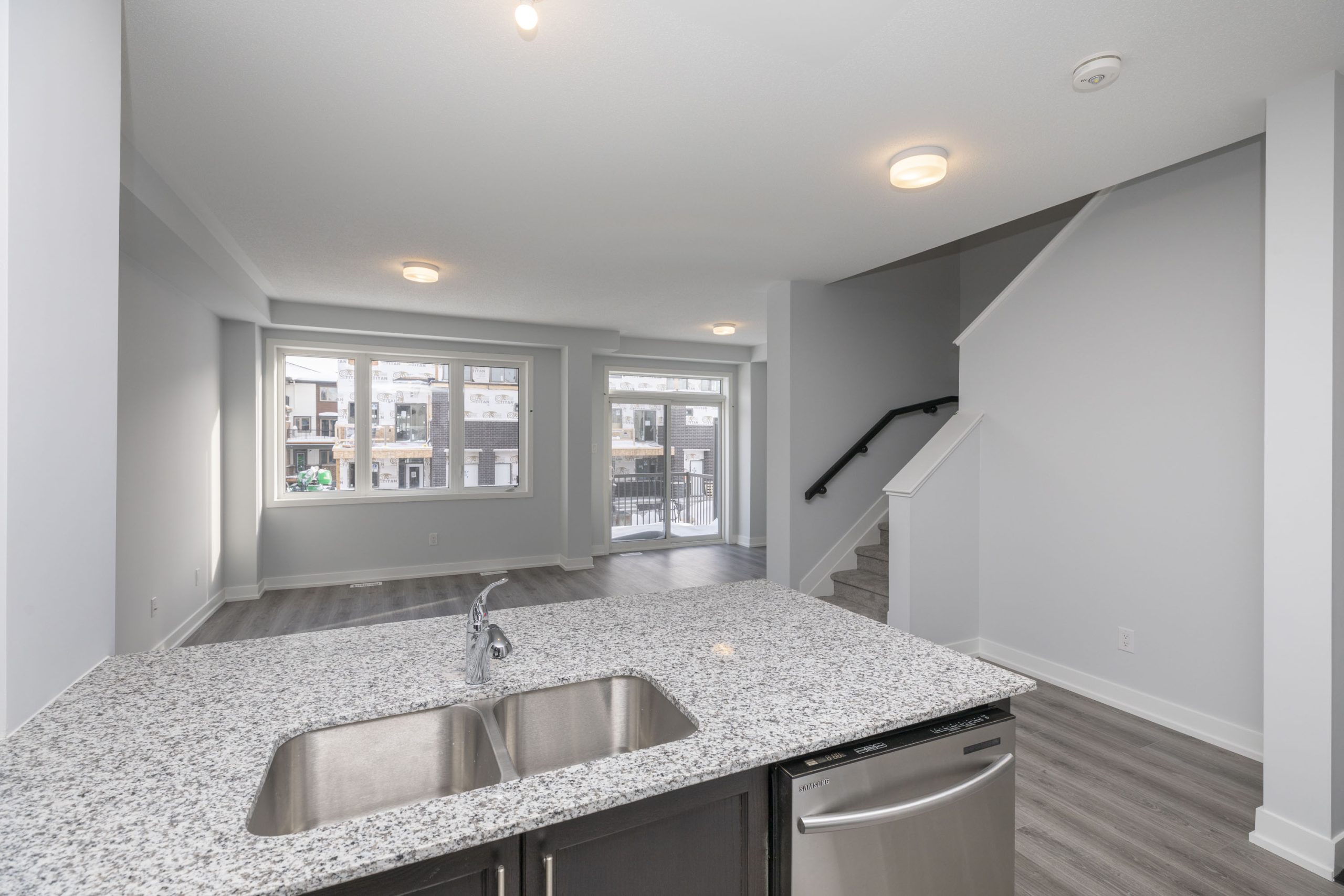 235 Anyolite Private, Ottawa  ON K2J 7J2 10