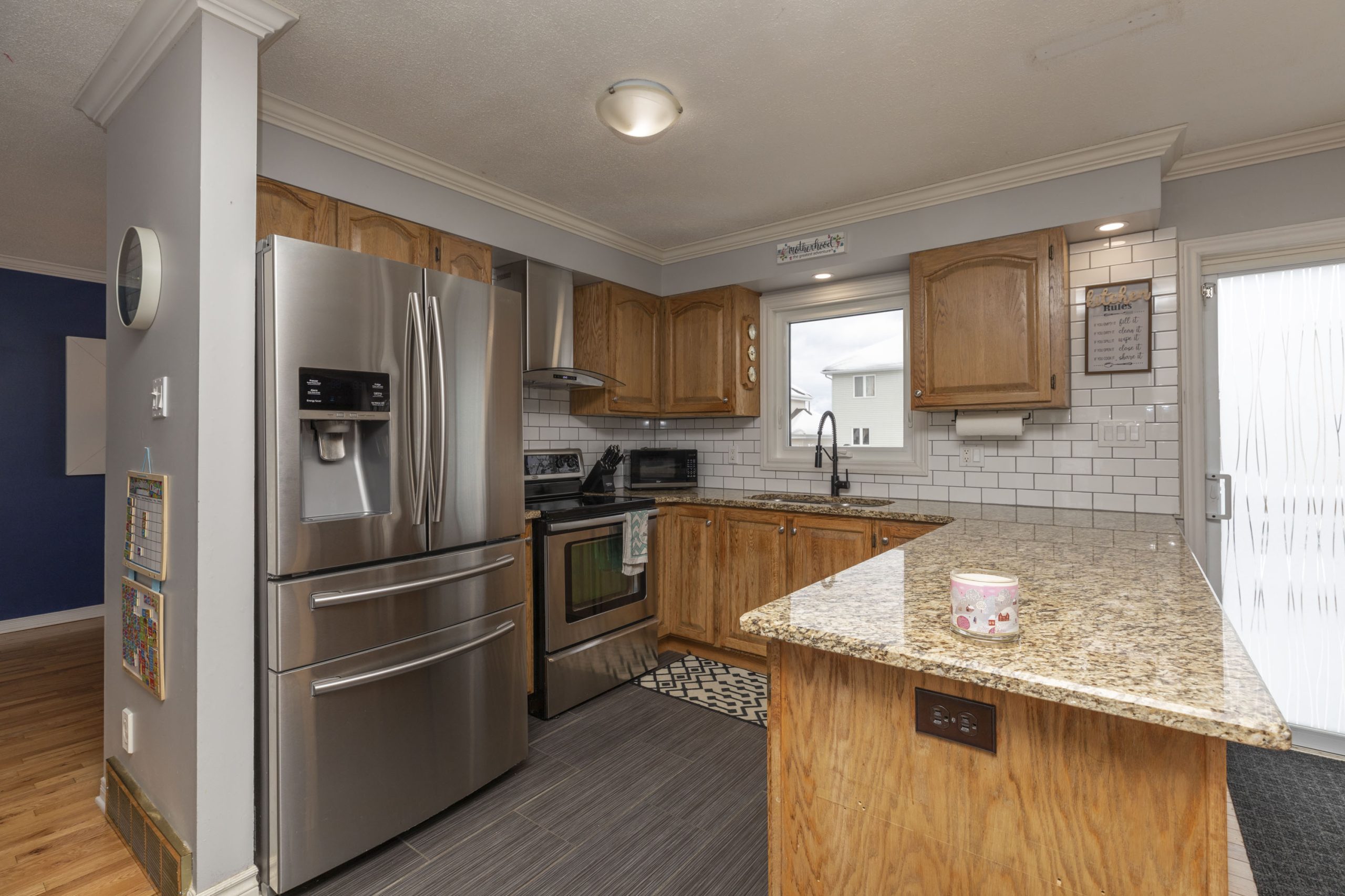 965 Belvedere Ave 10