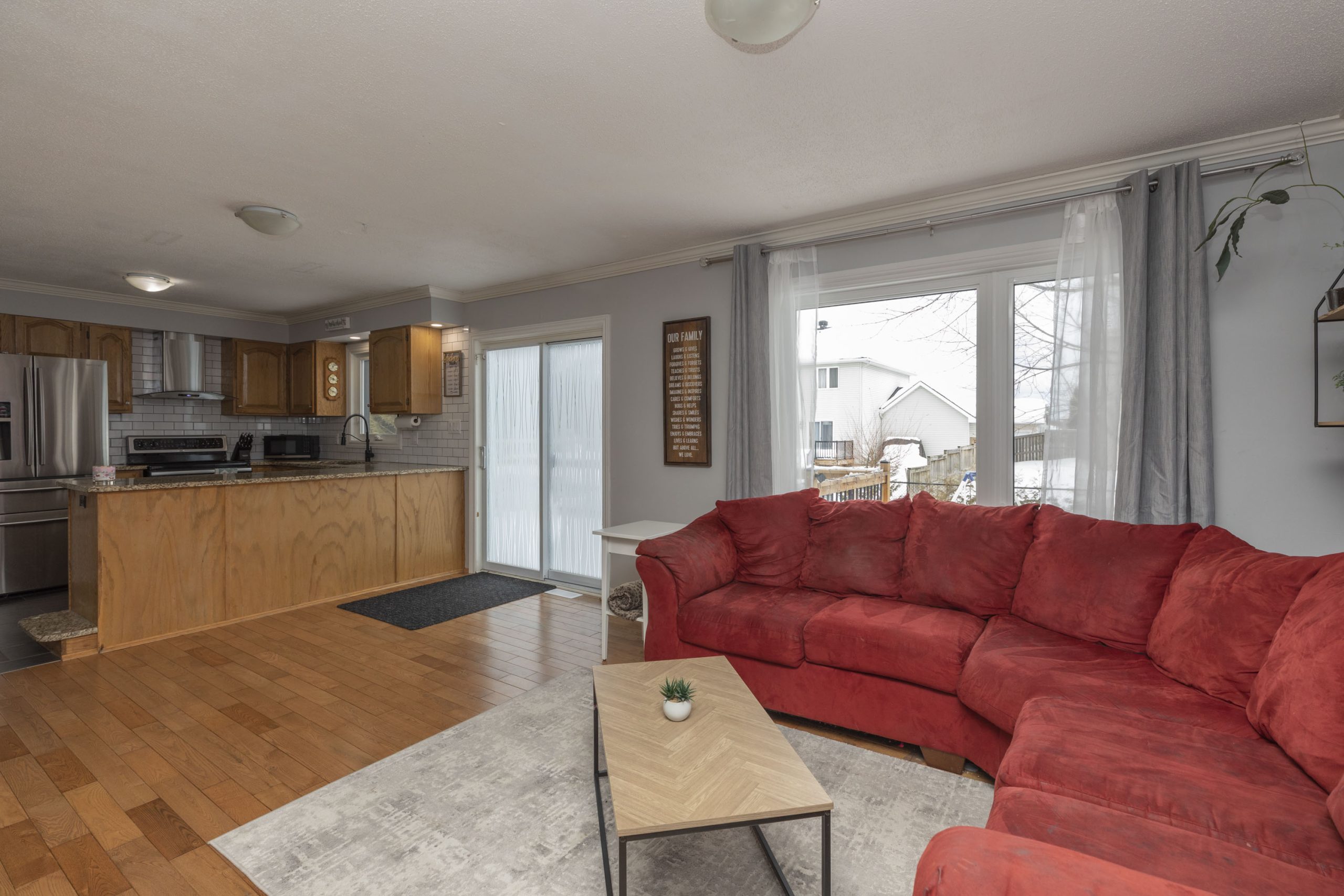 965 Belvedere Ave 14