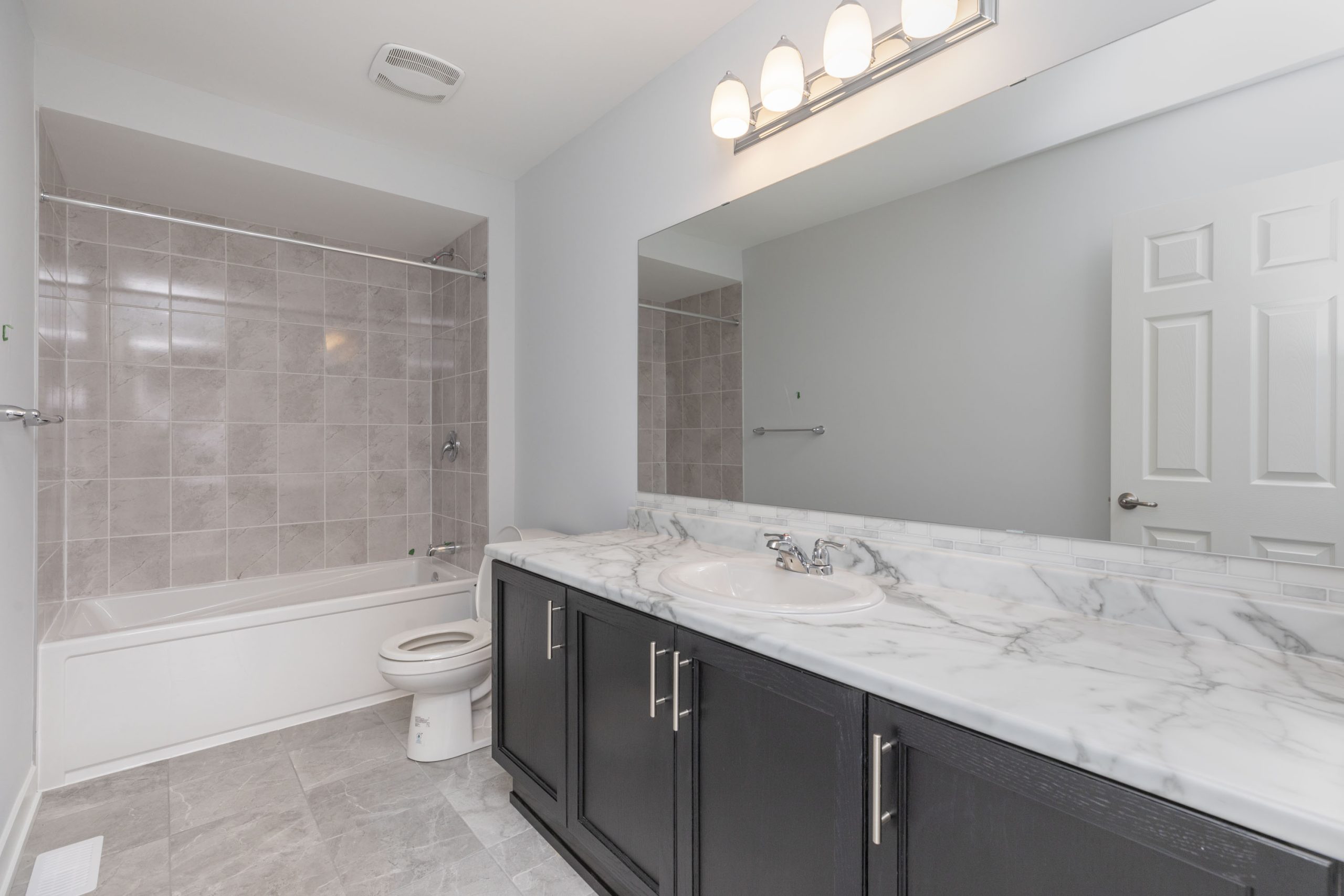 235 Anyolite Private, Ottawa  ON K2J 7J2 22