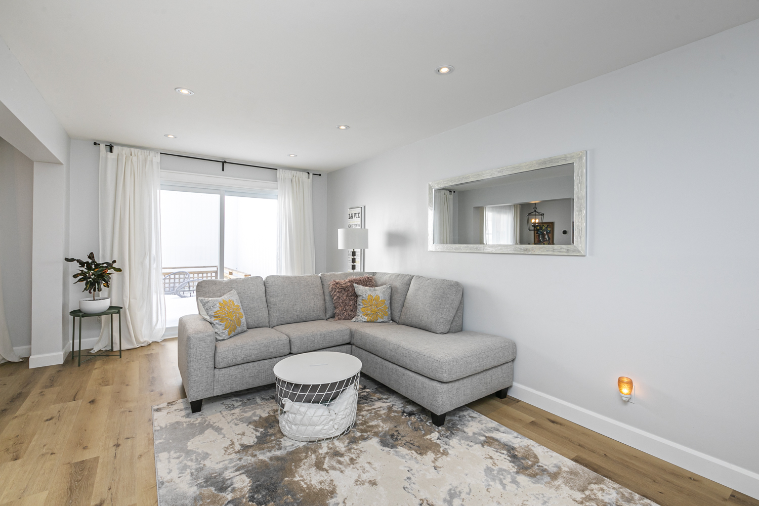 2210 Loyola Ave #66, Ottawa. ON 6