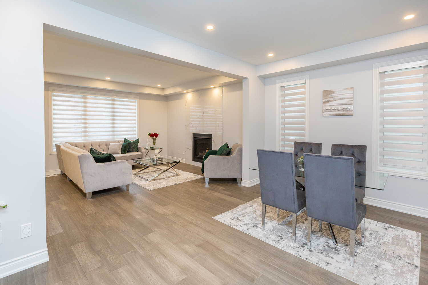 1019 Apolune Street. Ottawa, ON K2J 6N8 9