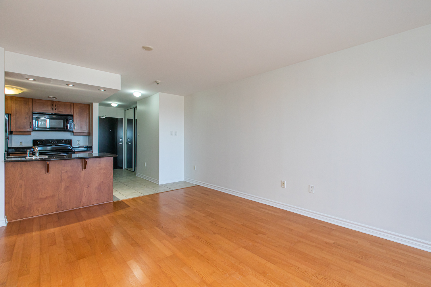 314 Central Park Drive #1002 7