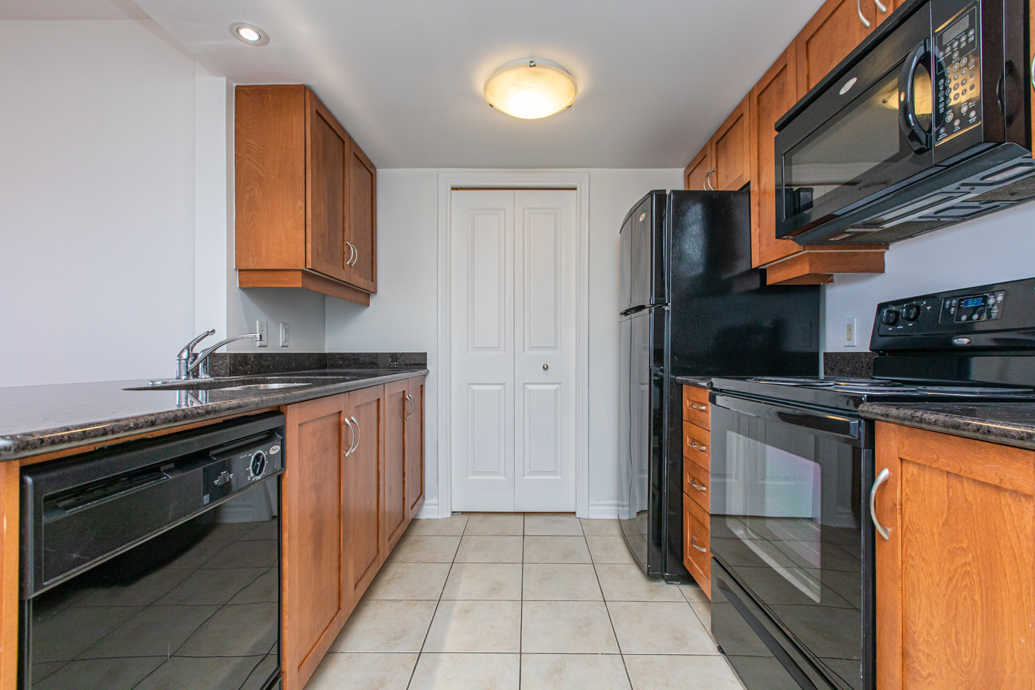 314 Central Park Drive #1002 9