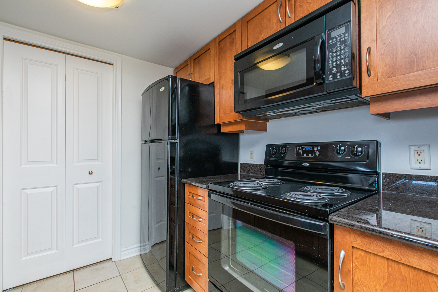 314 Central Park Drive #1002 10