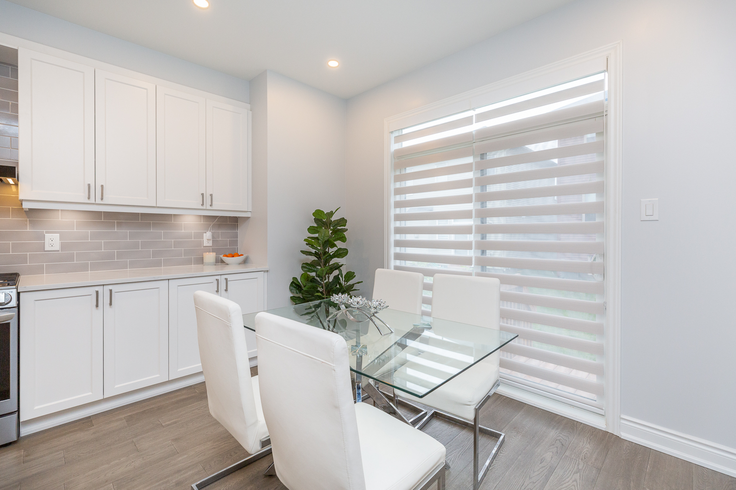1019 Apolune Street. Ottawa, ON K2J 6N8 19