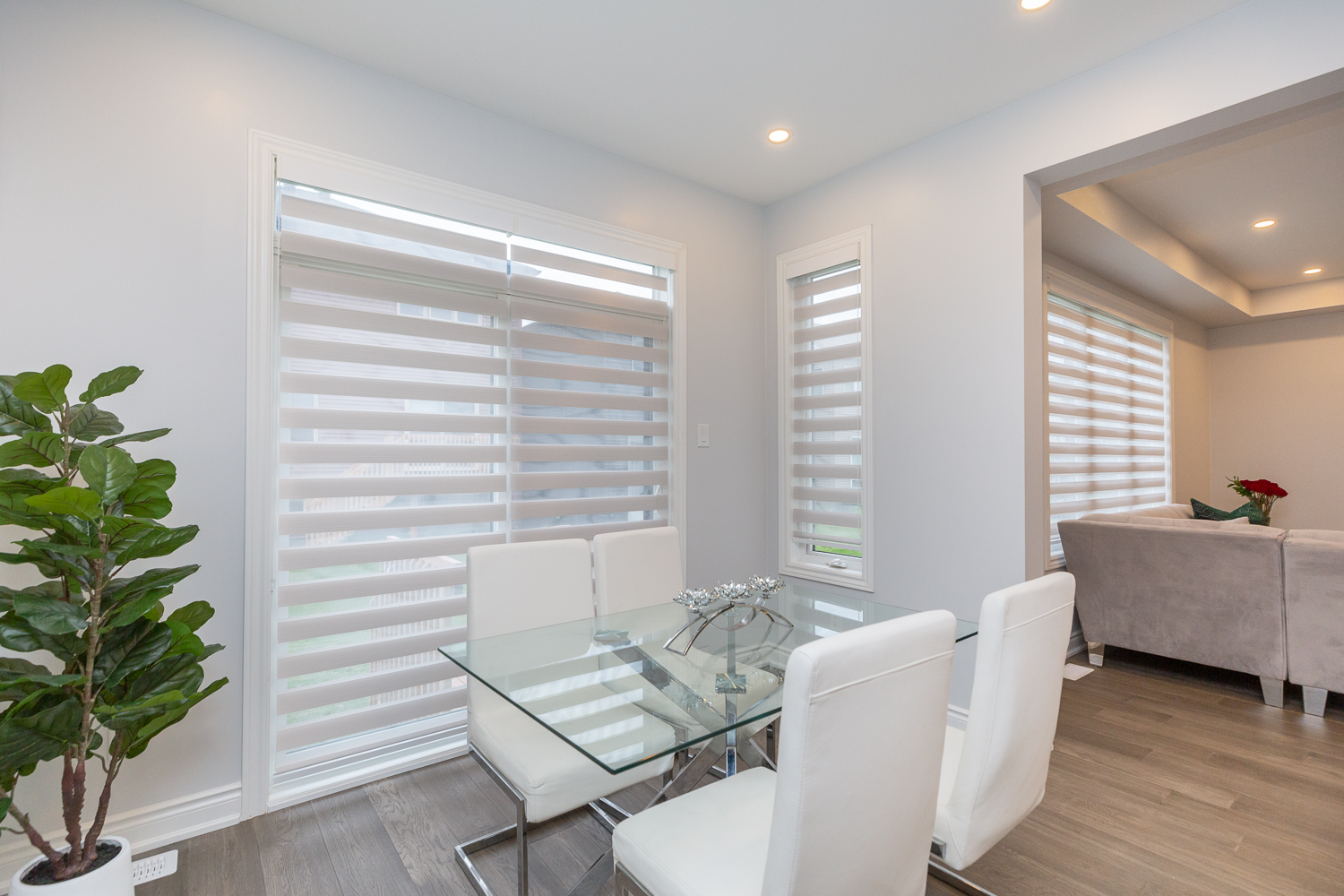 1019 Apolune Street. Ottawa, ON K2J 6N8 20