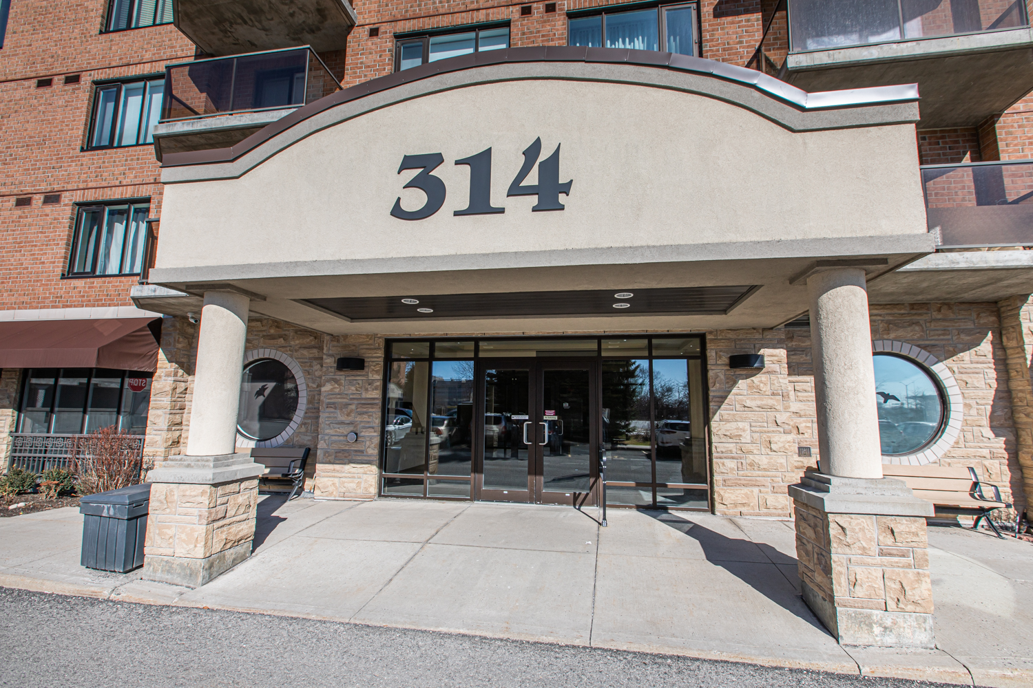 314 Central Park Drive #1002 2