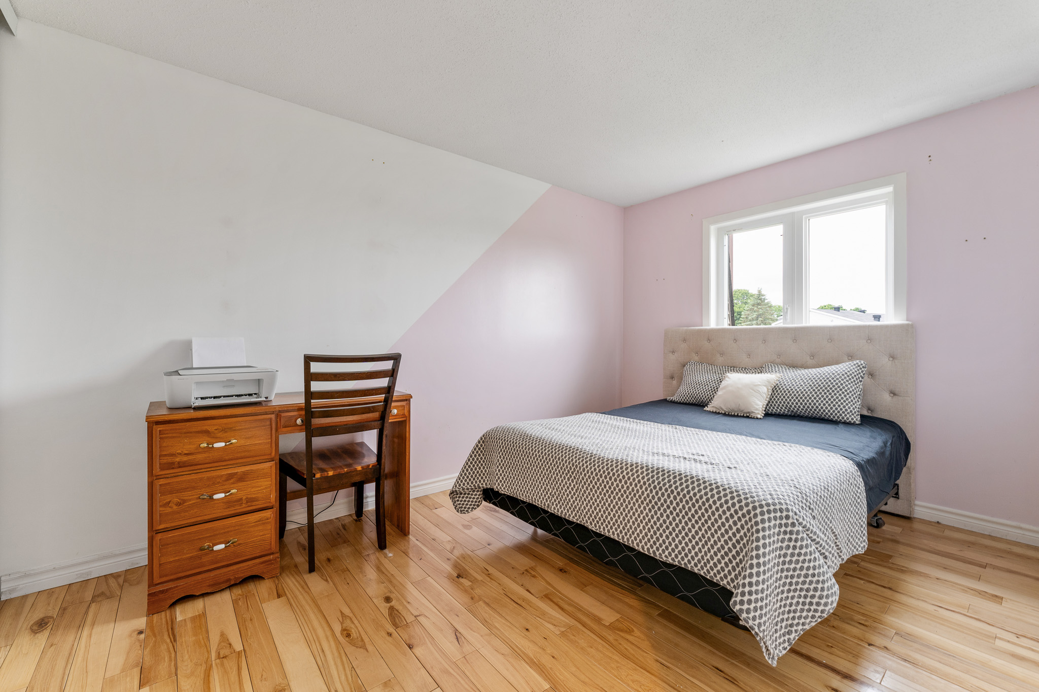 11 LIGHTFOOT PLACE 24