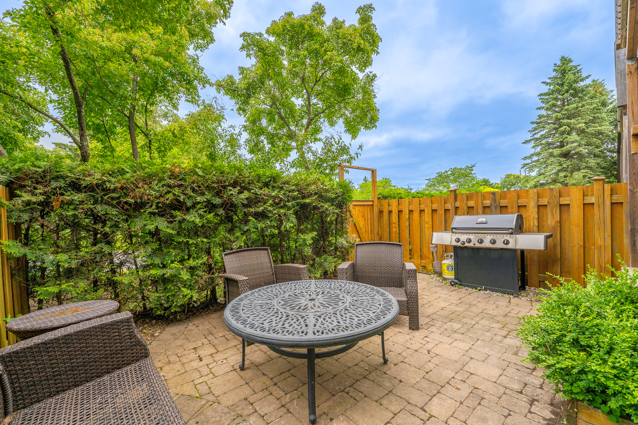 11 LIGHTFOOT PLACE 27