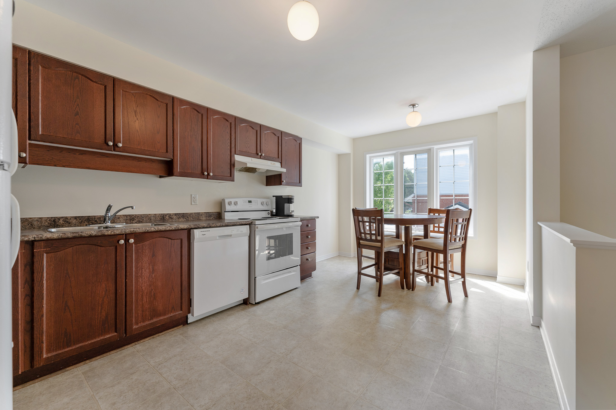 217 GERSHWIN PVT, Ottawa K2H 1G6 2