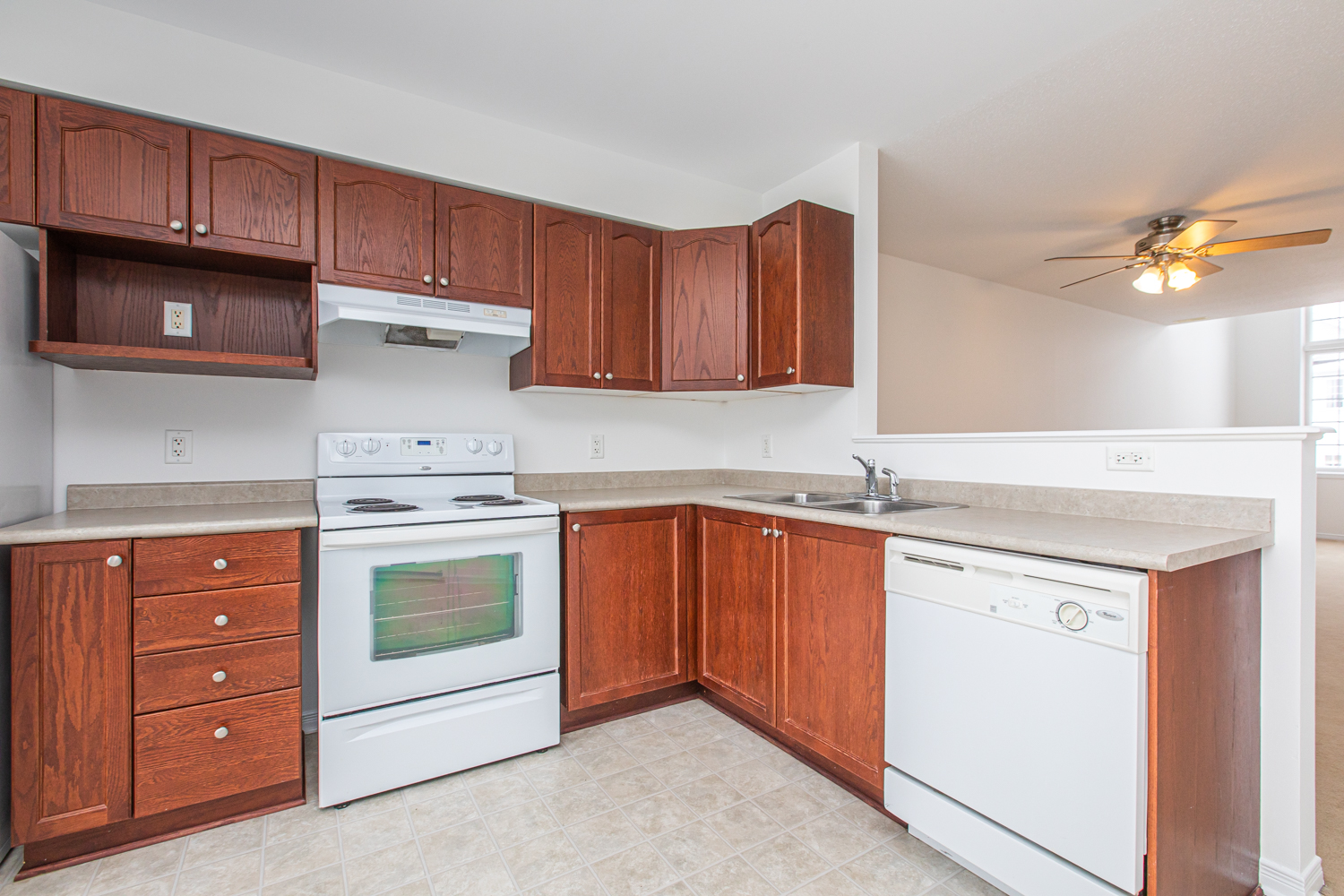 248 GERSHWIN PVT 13