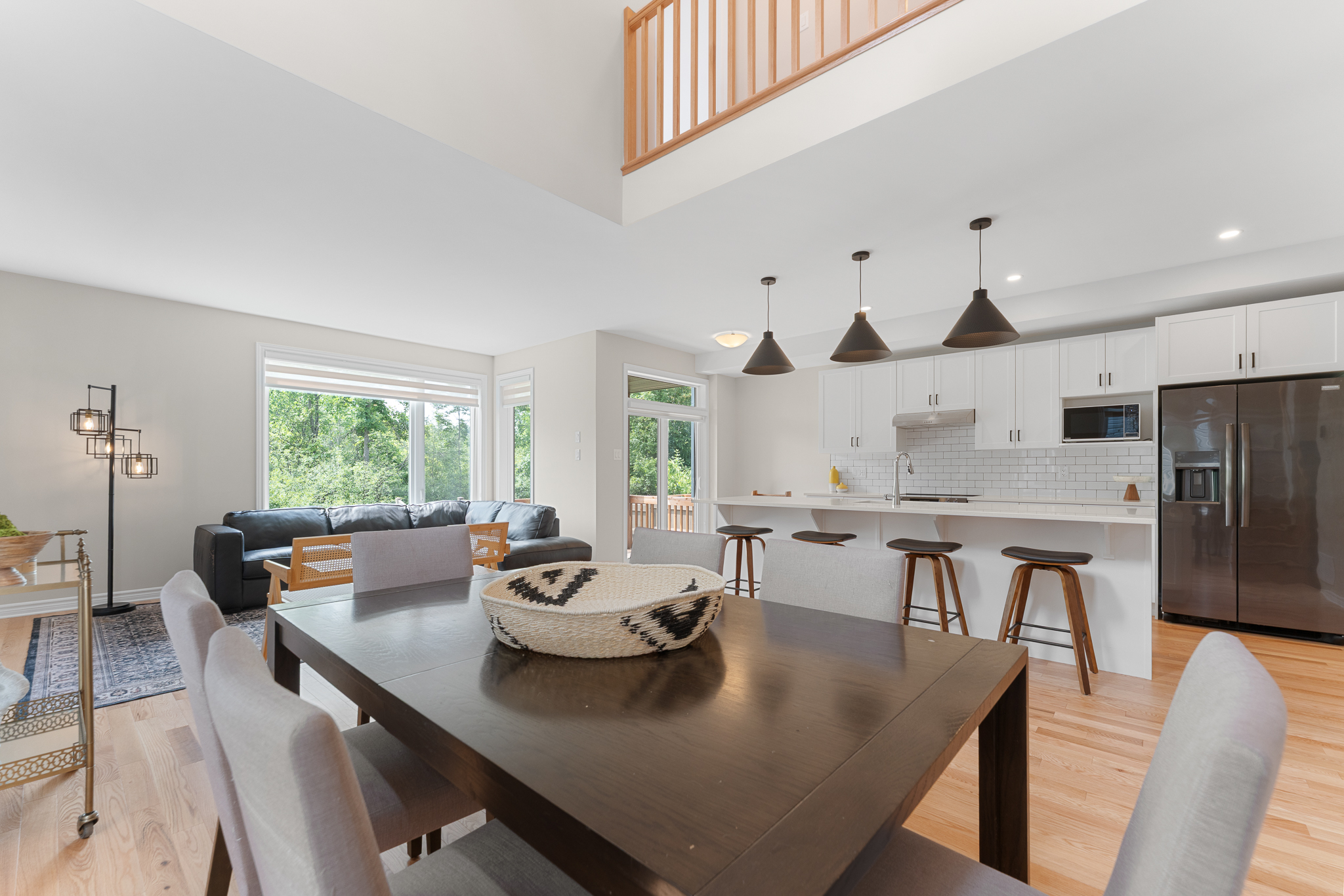 569 Paakanaak Avenue, Ottawa, Ontario K1X 0H3 18